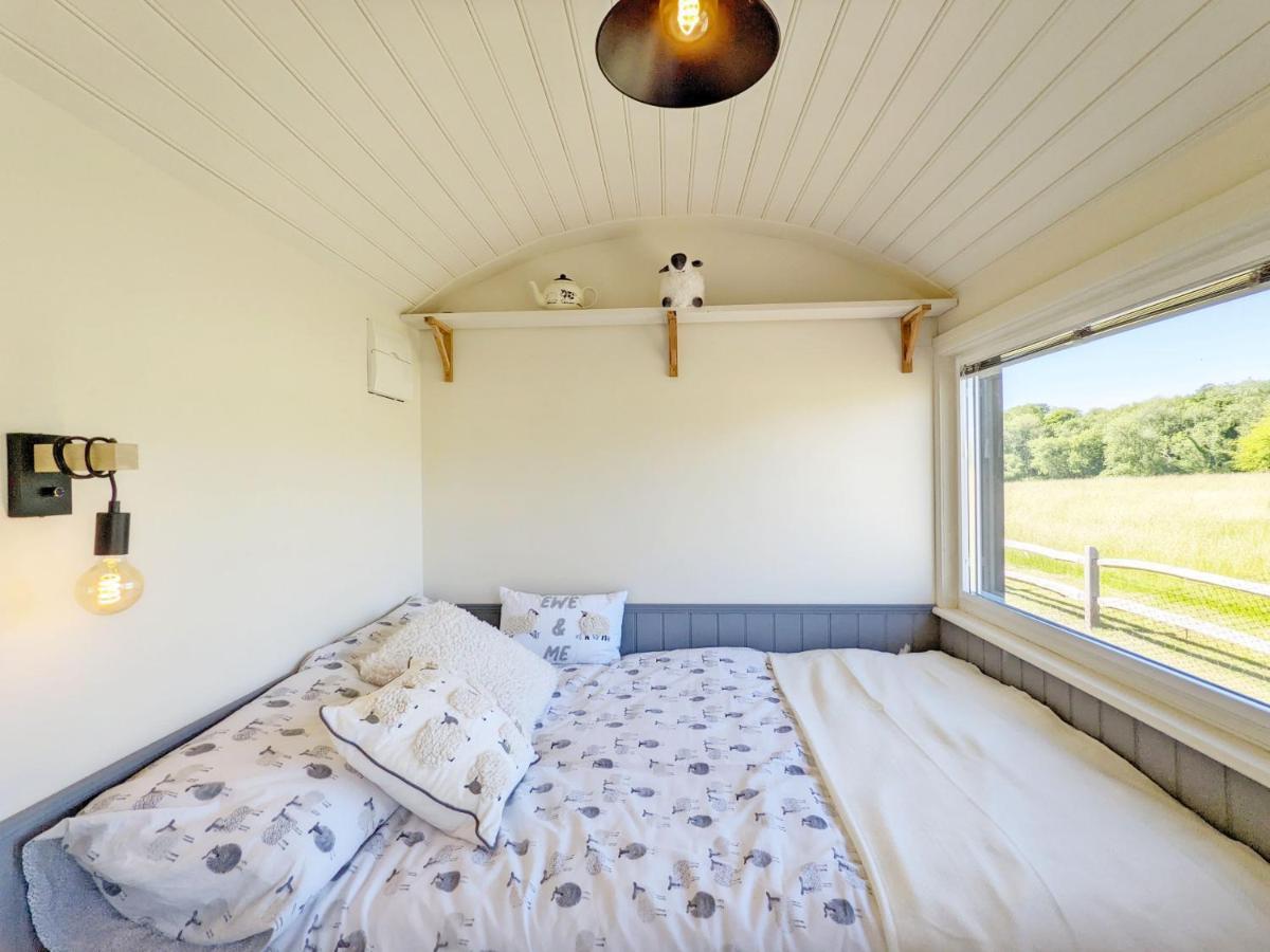 Crabden Shepherd Hut - Blendworth Waterlooville Exterior foto